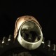 Silber Totenkopfring mit Helm und Geschichte. Anatomisch korrekt, speziell. Biker Ring, Bikerschmuck, Skull